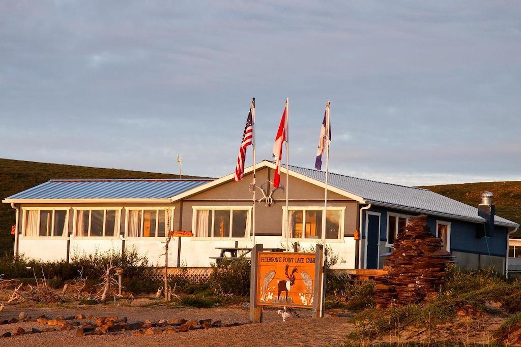 ييلونايف Peterson'S Point Lake Lodge المظهر الخارجي الصورة